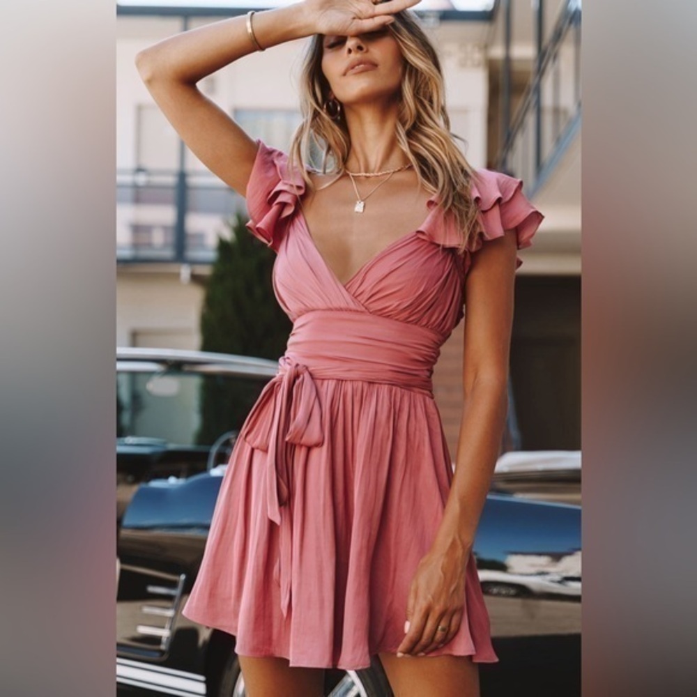 Selfie Leslie Rose Pink Lola Ruffle Shoulder Ruched Dress Small S CC27